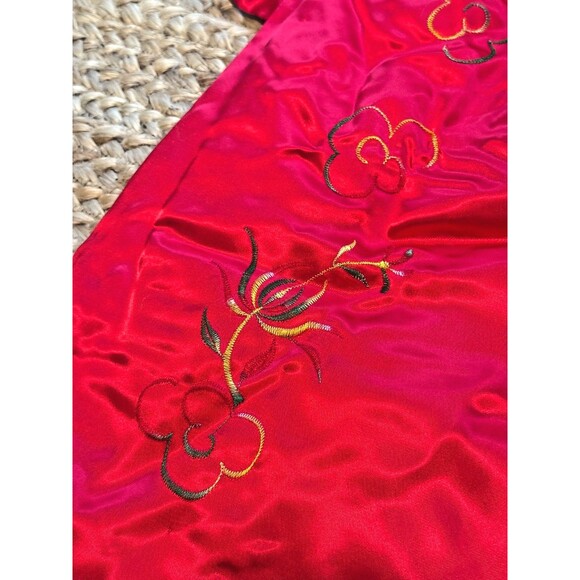 Vintage Child's Red Satin Chinese Hanfu Cloak Embroidered Hooded Cape Doupeng - Picture 13 of 13